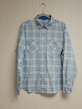 Under Armour Men's Blue & White Plaid Button-Down Heat Gear Shirt Large Hike
